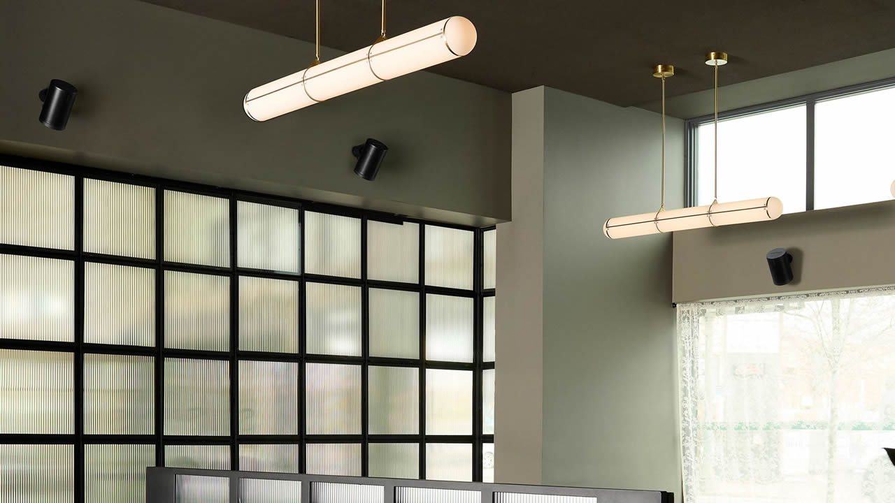 Der für die professionelle Installation konzipierte Era 100 Pro ist eine Neuinterpretation des beliebten Sonos Speakers.